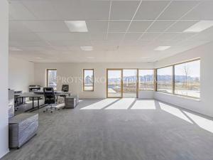 Pronájem kanceláře, Velká Bíteš, 937 m2