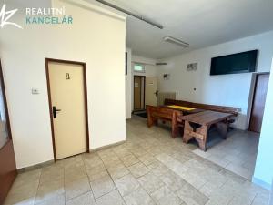 Prodej rodinného domu, Mrsklesy, 437 m2