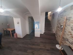 Pronájem obchodního prostoru, Plzeň, sady 5. května, 34 m2