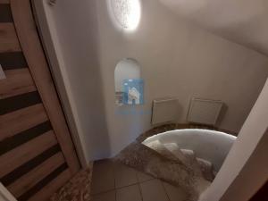 Pronájem obchodního prostoru, Plzeň, sady 5. května, 34 m2