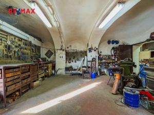 Prodej činžovního domu, Rokycany, Mládežníků, 336 m2