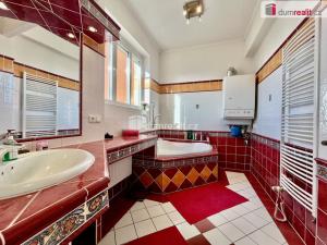 Prodej bytu 2+1, Karlovy Vary - Rybáře, Sokolovská, 82 m2