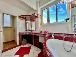 Prodej bytu 2+1, Karlovy Vary - Rybáře, Sokolovská, 82 m2