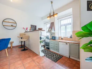 Prodej rodinného domu, Roztoky, 300 m2