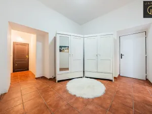 Prodej rodinného domu, Roztoky, 300 m2