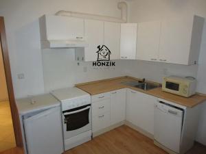 Pronájem bytu 1+kk, Praha - Zličín, Sazovická, 40 m2