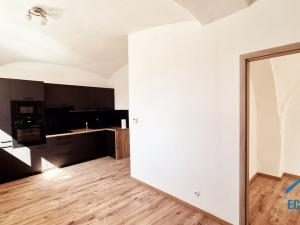 Pronájem bytu 2+kk, Brandýs nad Labem-Stará Boleslav - Stará Boleslav, Mariánské náměstí, 40 m2