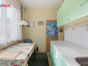 Prodej bytu 1+1, Karlovy Vary, Krymská, 28 m2