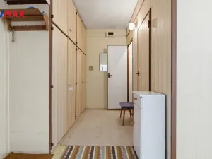 Prodej bytu 1+1, Karlovy Vary, Krymská, 28 m2