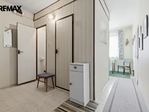 Prodej bytu 1+1, Karlovy Vary, Krymská, 28 m2