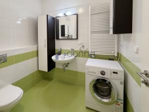 Pronájem bytu 1+kk, Praha, Pavla Beneše, 34 m2