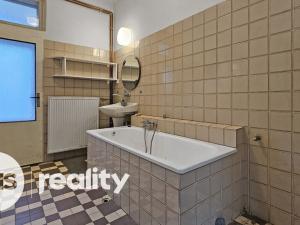 Pronájem bytu 2+1, Opava, Joy Adamsonové, 60 m2