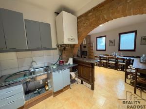 Prodej ubytování, Zaječí, Zahradní, 250 m2