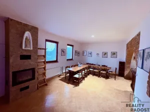 Prodej ubytování, Zaječí, Zahradní, 173 m2