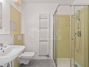 Pronájem bytu 3+kk, Praha - Vysočany, Spojovací, 91 m2