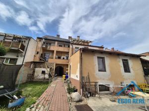 Prodej činžovního domu, Benátky nad Jizerou - Benátky nad Jizerou I, Husovo náměstí, 807 m2