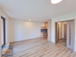 Pronájem bytu 2+kk, Praha - Čimice, Hrašeho, 74 m2