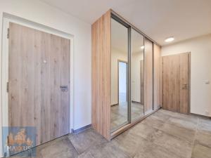 Pronájem bytu 2+kk, Praha - Čimice, Hrašeho, 74 m2