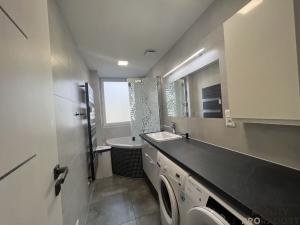 Prodej bytu 3+1, Jesenice, 92 m2