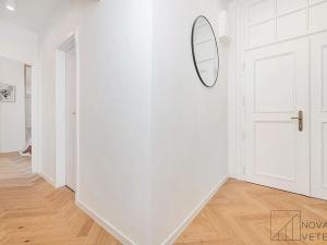 Prodej bytu 4+kk, Praha - Holešovice, Na Maninách, 95 m2