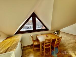 Pronájem bytu 2+kk, České Budějovice, B. Smetany, 55 m2