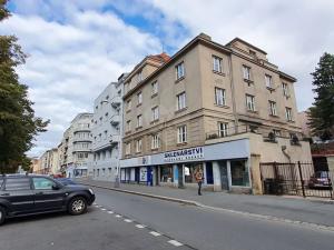 Pronájem kanceláře, Praha - Podolí, Podolská, 96 m2