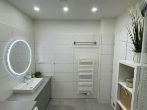 Prodej bytu 3+kk, Přísnotice, Výhon, 87 m2