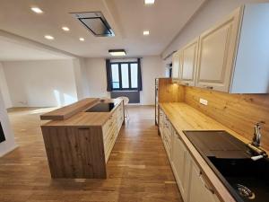 Pronájem rodinného domu, Praha - Hostivař, Herbenova, 190 m2