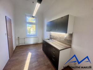 Pronájem kanceláře, Ostrava, Zengrova, 150 m2