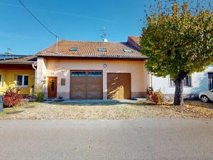 Prodej rodinného domu, Vojkovice, 200 m2