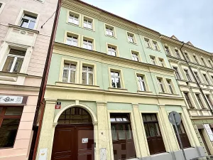 Prodej bytu 2+kk, Praha - Vinohrady, Rybalkova, 38 m2