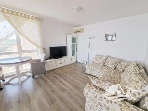 Prodej bytu 2+kk, Bjala, Bulharsko, 69 m2