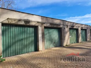 Pronájem garáže, Opava - Předměstí, Slavičí, 17 m2
