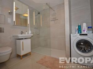 Pronájem bytu 2+kk, Praha - Smíchov, Nádražní, 53 m2