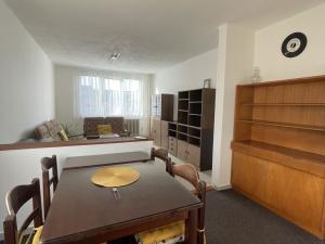 Pronájem bytu 3+1, České Budějovice, Čechova, 68 m2