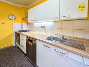 Prodej bytu 3+1, Havířov, Vardasova, 72 m2