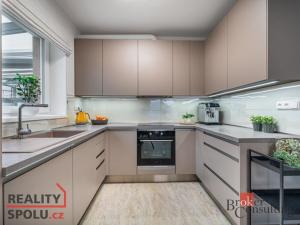 Prodej bytu 3+kk, Polerady, 71 m2