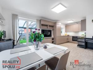 Prodej bytu 3+kk, Polerady, 71 m2