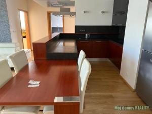 Pronájem bytu 3+kk, Praha - Vysočany, Ocelářská, 80 m2