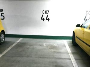 Pronájem garážového stání, Plzeň, Na Chmelnicích, 18 m2