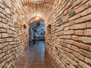 Prodej komerční nemovitosti, Benešov, Masarykovo náměstí, 256 m2