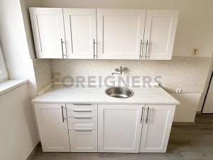 Pronájem bytu 2+1, Praha - Ruzyně, Stochovská, 50 m2