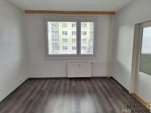 Pronájem bytu 1+1, Děčín, Kosmonautů, 35 m2