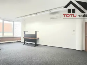 Pronájem kanceláře, Chrudim, Palackého třída, 38 m2