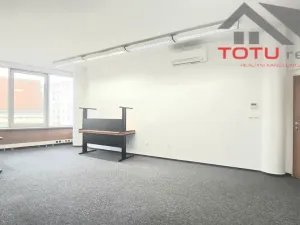 Pronájem kanceláře, Chrudim, Palackého třída, 38 m2