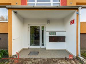 Pronájem bytu 2+1, Praha - Letňany, Vratimovská, 55 m2