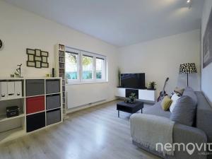 Prodej bytu 3+kk, Praha - Modřany, K Vystrkovu, 73 m2