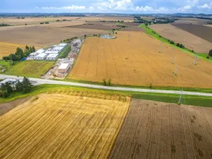 Prodej komerčního pozemku, Tábor - Náchod, Benešovská, 2059 m2