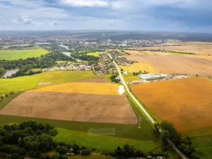 Prodej komerčního pozemku, Tábor - Náchod, Benešovská, 2059 m2