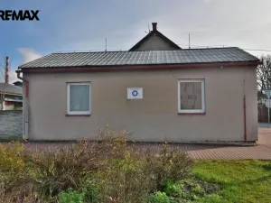 Prodej obchodního prostoru, Týniště nad Orlicí, Nádražní, 64 m2